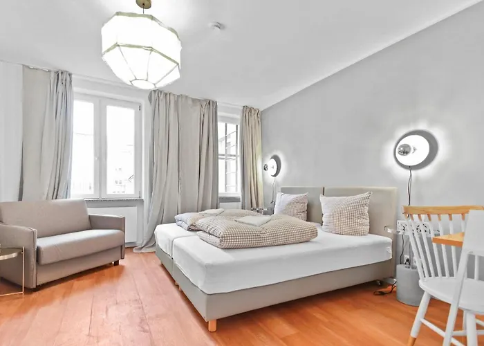 Flatista Homes - Central Station - 3Br