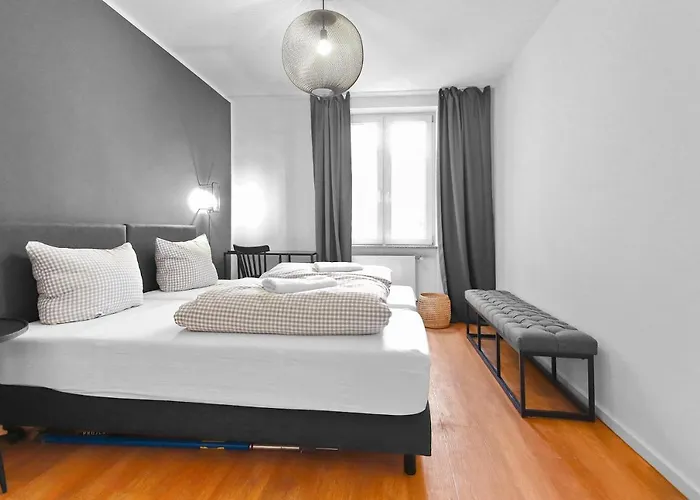 Flatista Homes - Central Station - 3Br
